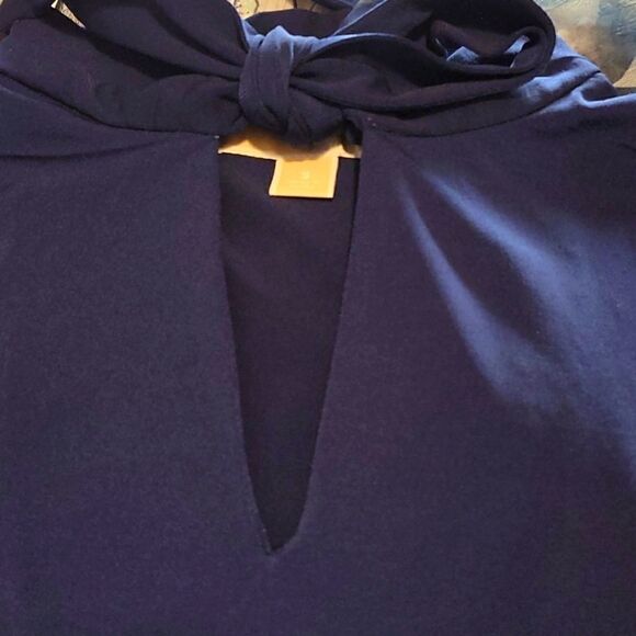 Michael Kors. Beautiful Blue Tank.  Size Small. EUC - Picture 5 of 9